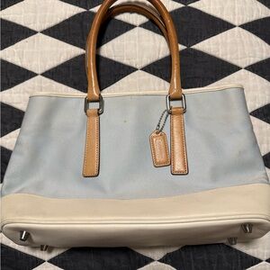 Coach Blue and White Hampton Carryall Tote